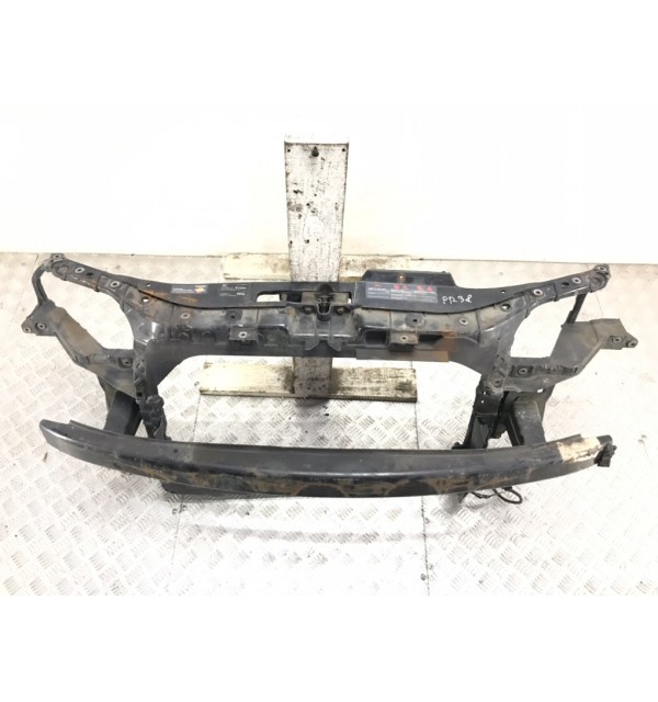 Панель передняя (телевизор) бу для Seat Ibiza  1.4 i,  2006 г.