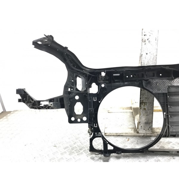 Панель передняя (телевизор) бу для Mini Clubman R55 1.6 D,  2008 г.