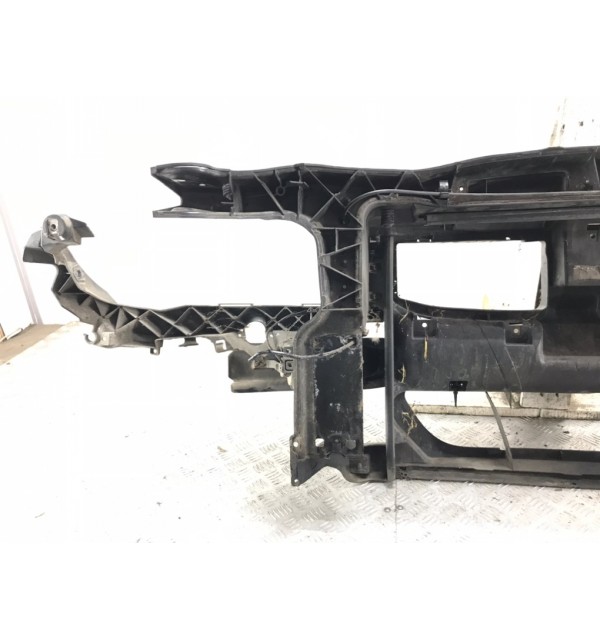 Панель передняя (телевизор) бу для BMW 3 E90/E91/E92/E93 2.0 TD,  2006 г.