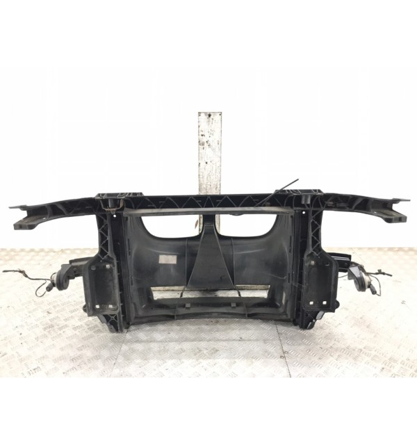 Панель передняя (телевизор) бу для BMW 1 E87/E81/E82/E88 2.0 TD,  2011 г.