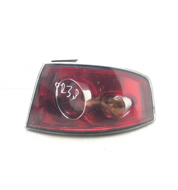Фонарь задний правый бу для Seat Ibiza  1.4 i,  2006 г.