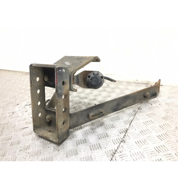 Прицепное устройство (фаркоп) бу для Land Rover Discovery 2 2.5 TD,  2002 г.