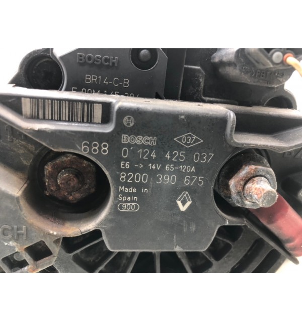 Генератор бу для Renault Clio  1.5 DCi,  2006 г.
