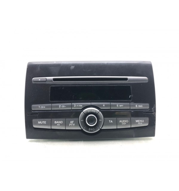 Магнитола бу для Fiat Bravo  1.6 JTD,  2011 г.