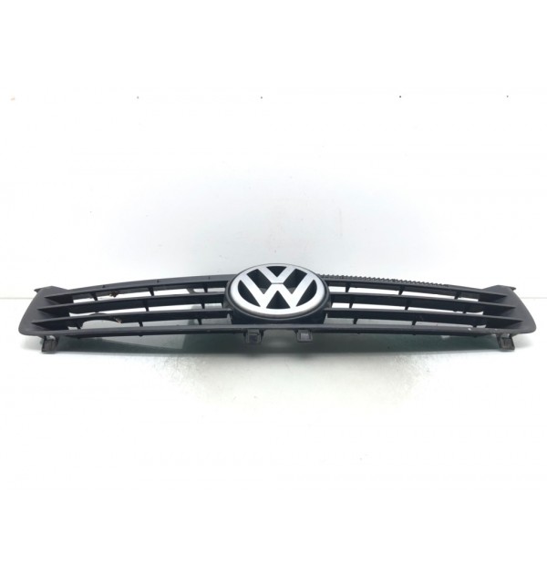 Решетка радиатора бу для Volkswagen Polo  1.4 i,  2003 г.