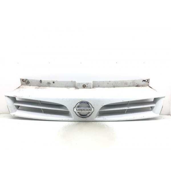 Решетка радиатора бу для Nissan Primastar  1.9 DCi,  2004 г.