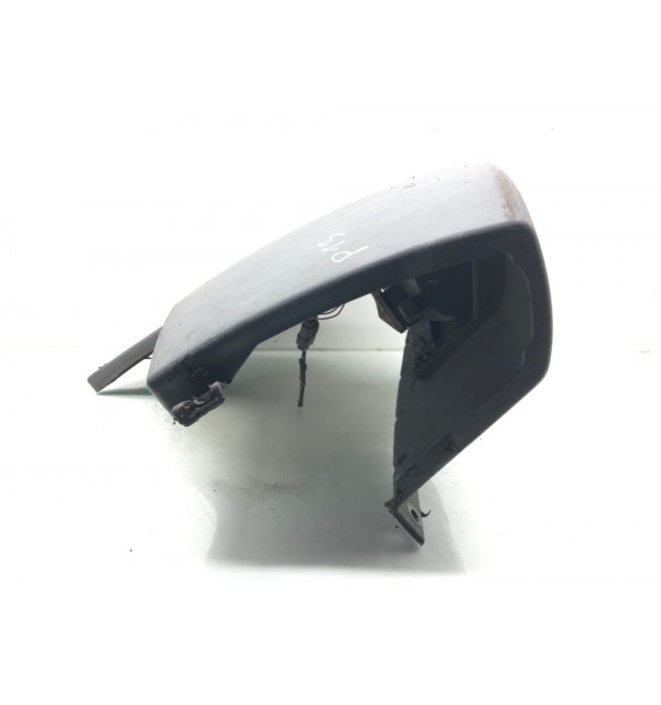 Клык бампера задний правый бу для Nissan Primastar  1.9 DCi,  2004 г.