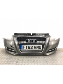 Бампер передний бу для Audi A3 8P 1.6 TDi,  2012 г.