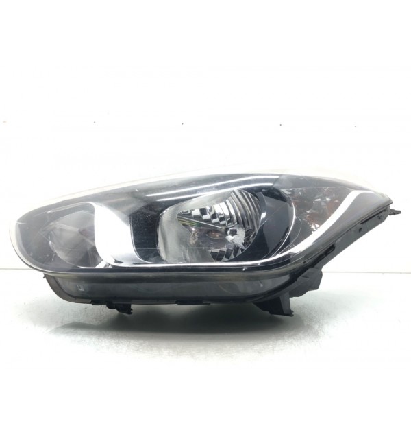 Фара левая бу для Hyundai i20  1.4 CRDi,  2013 г.