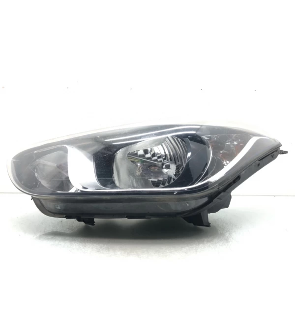 Фара левая бу для Hyundai i20  1.4 CRDi,  2013 г.
