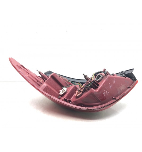 Фонарь задний правый бу для Hyundai i20  1.4 CRDi,  2013 г.
