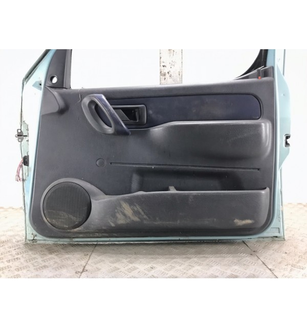 Дверь передняя правая бу для Citroen Berlingo  1.9 D,  2005 г.