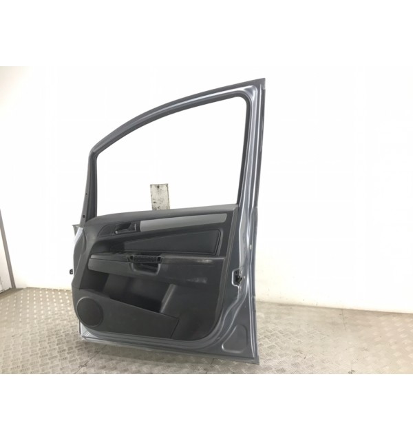 Дверь передняя правая бу для Opel Zafira B 1.8 i,  2008 г.