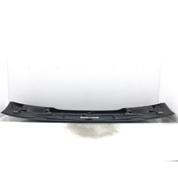 Спойлер бу для BMW 3 E90/E91/E92/E93 2.0 TD,  2005 г.