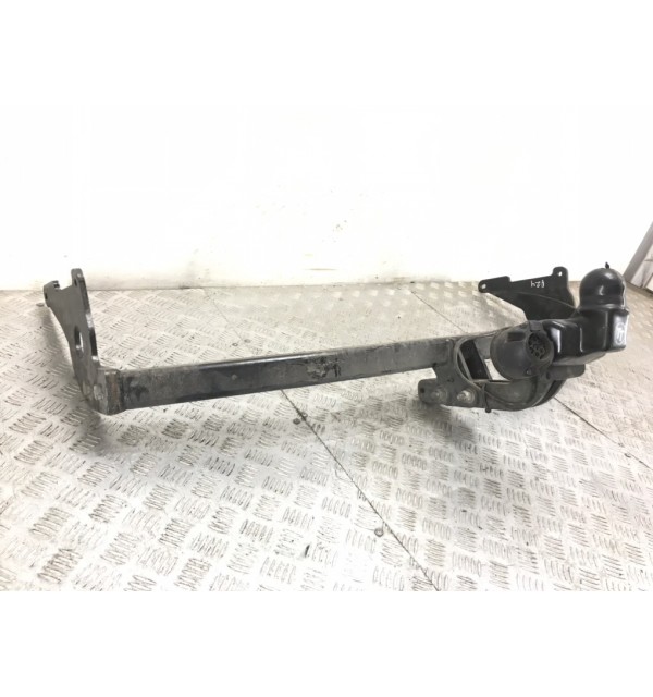 Прицепное устройство (фаркоп) бу для Ford Focus 2 1.6 i,  2008 г.