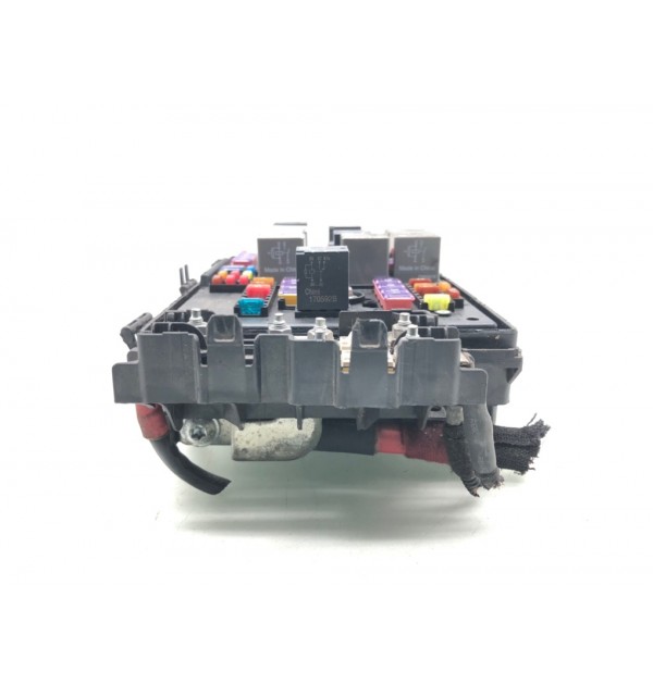 Блок предохранителей бу для Opel Astra J 1.3 CDTi,  2012 г.