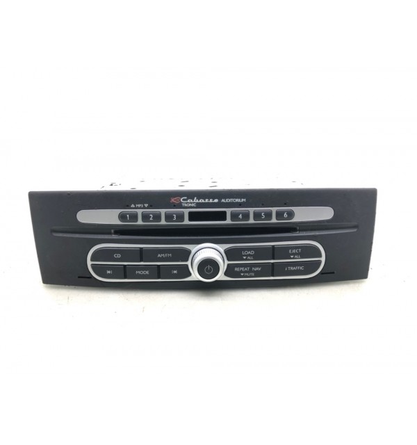 Магнитола бу для Renault Laguna 2 2.0 DCi,  2006 г.