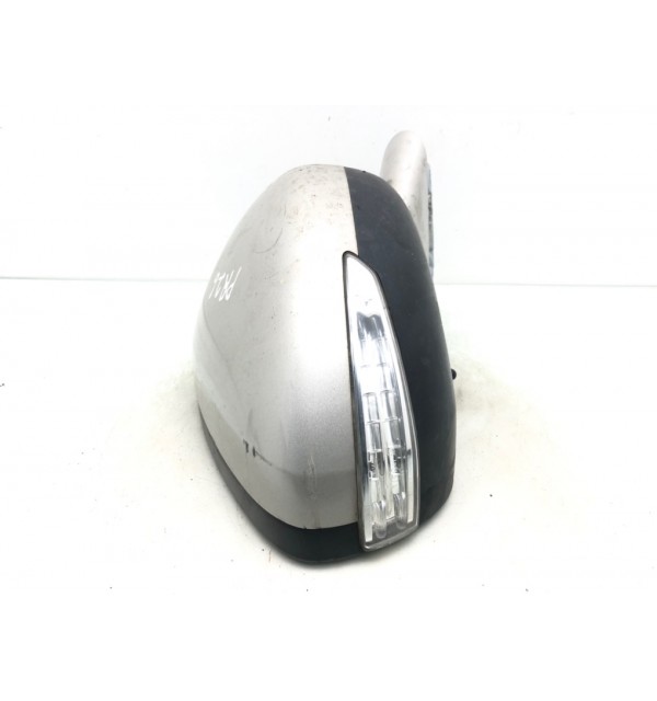 Зеркало наружное правое бу для Peugeot 508  2.2 HDi,  2013 г.