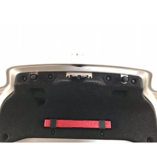 Крышка багажника бу для BMW 1 E87/E81/E82/E88 2.0 TD,  2010 г.