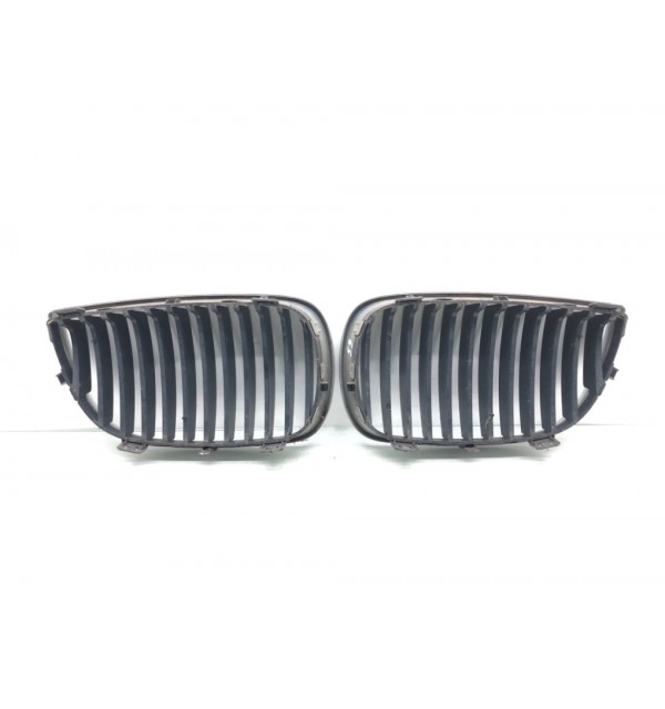 Решетка радиатора бу для BMW 1 E87/E81/E82/E88 2.0 TD,  2007 г.
