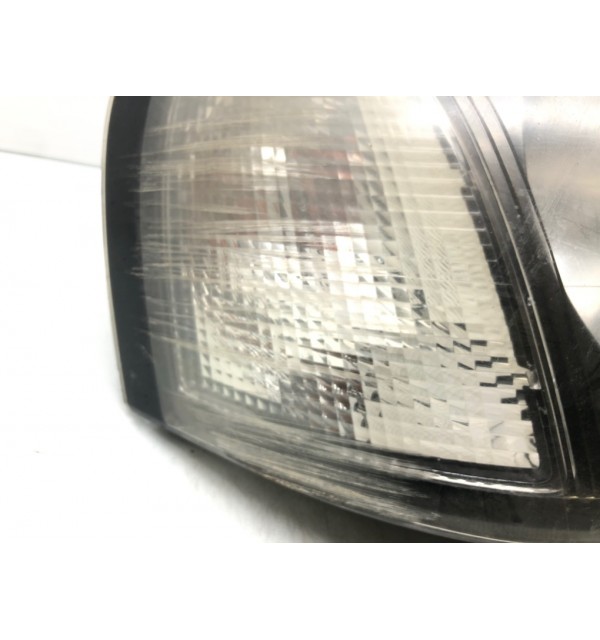 Фара правая бу для Land Rover Freelander 1 2.0 TD,  2004 г.
