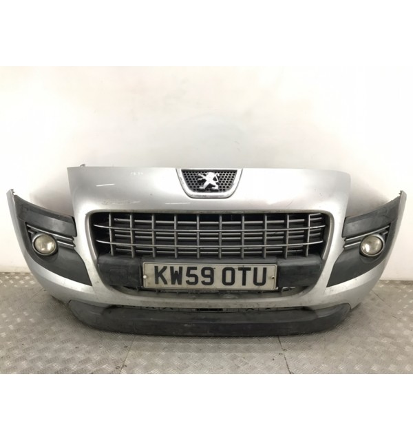 Бампер передний бу для Peugeot 3008  1.6 HDi,  2010 г.
