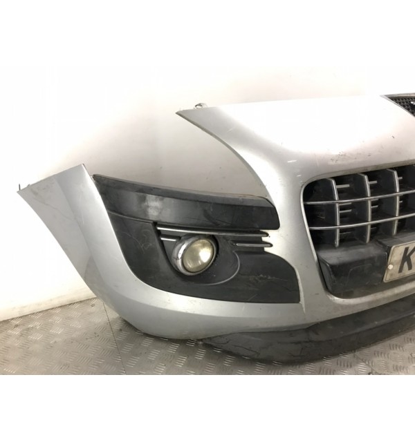Бампер передний бу для Peugeot 3008  1.6 HDi,  2010 г.