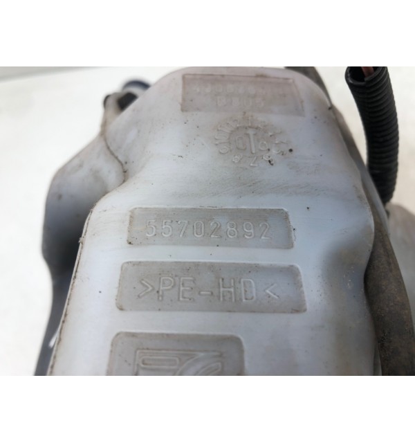 Бачок омывателя бу для Fiat Punto 3 1.4 i,  2008 г.