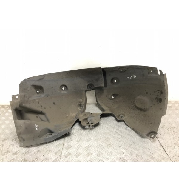 Защита арок передняя правая (подкрылок) бу для Renault Megane  2.0 DCI,  2010 г.