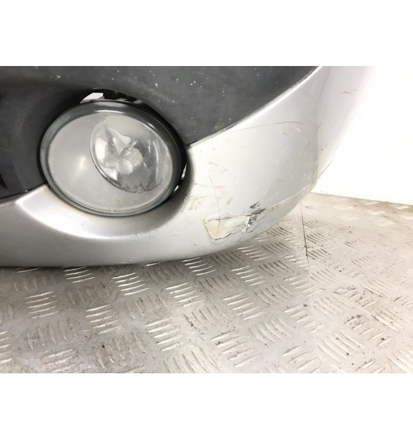 Бампер передний бу для Opel Vivaro  2.0 CDTi,  2013 г.