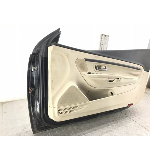 Дверь передняя правая бу для Volkswagen EOS  2.0 FSI,  2008 г.