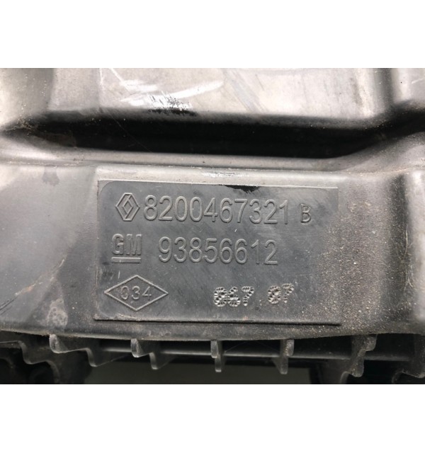 Корпус воздушного фильтра бу для Opel Vivaro  2.0 CDTi,  2007 г.