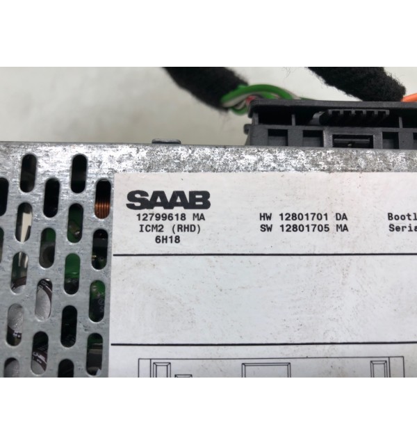 Магнитола бу для Saab 9-3  2.0 Ti,  2003 г.