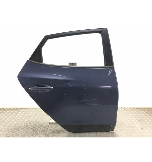 Дверь задняя правая бу для Hyundai ix35  2.0 CRDi,  2013 г.