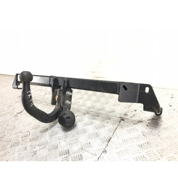 Прицепное устройство (фаркоп) бу для Opel Zafira B 1.6 i,  2010 г.