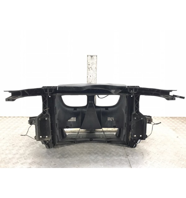 Панель передняя (телевизор) бу для BMW 1 E87/E81/E82/E88 2.0 TD,  2010 г.