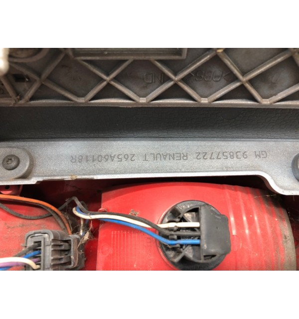Фонарь задний правый бу для Opel Vivaro  2.0 CDTi,  2013 г.