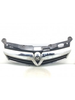 Решетка радиатора бу для Opel Astra H 1.4 i,  2010 г.