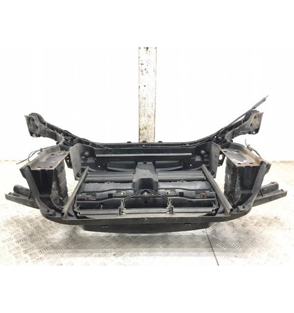 Панель передняя (телевизор) бу для BMW 3 E90/E91/E92/E93 2.0 i,  2009 г.