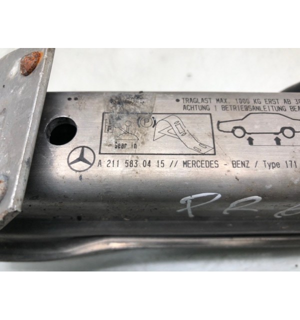 Домкрат бу для Mercedes SLK R171 1.8 i,  2005 г.