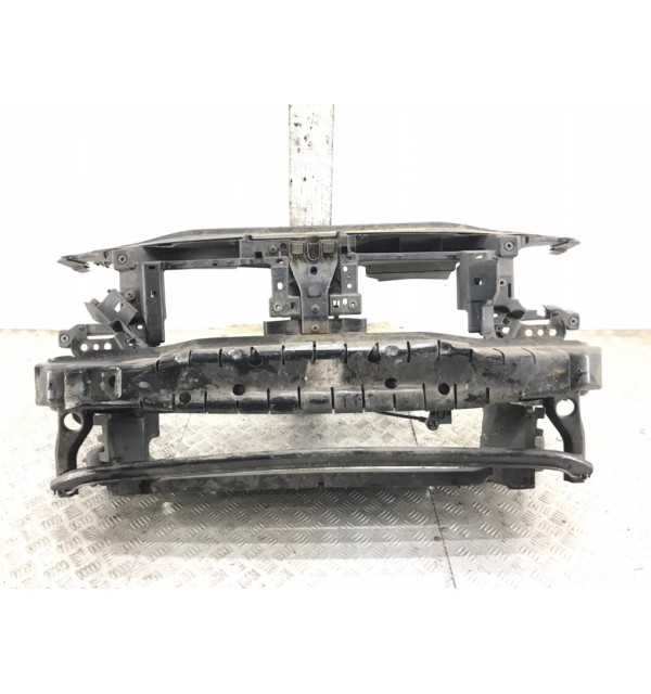 Панель передняя (телевизор) бу для Volkswagen Passat B7 2.0 TDi,  2011 г.