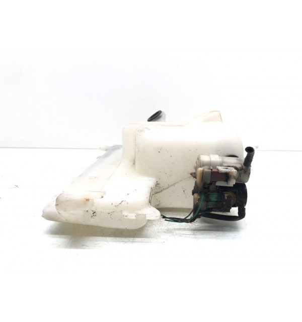 Бачок омывателя бу для Honda HR-V  1.6 i,  2004 г.