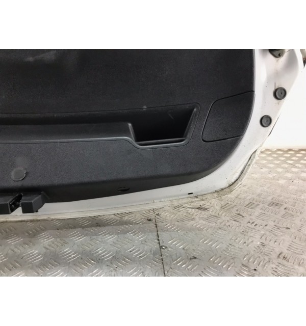Крышка багажника бу для Opel Astra J 1.3 CDTi,  2012 г.
