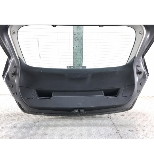 Крышка багажника бу для Opel Astra J 1.6 i,  2010 г.
