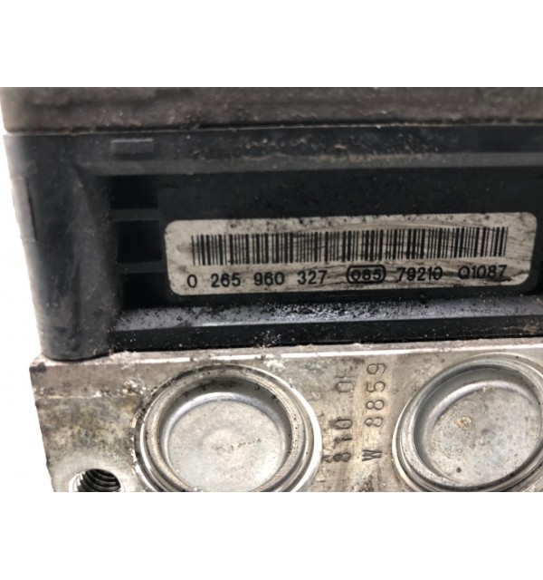 Блок ABS бу для BMW 5 E60/E61 2.0 TD,  2008 г.