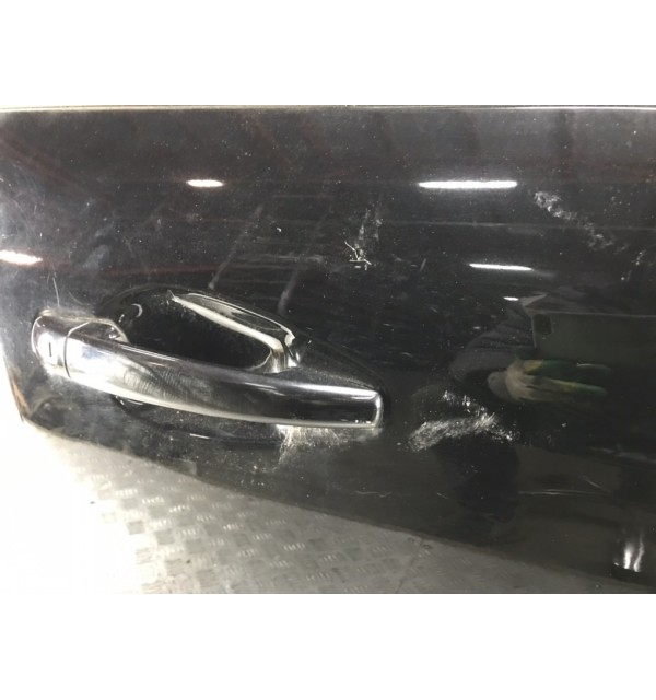 Дверь передняя правая бу для Peugeot 2008  1.4 HDi,  2014 г.