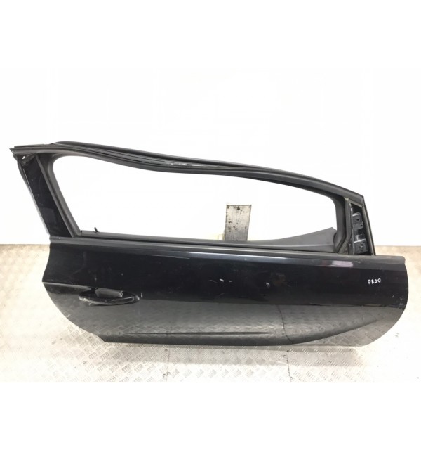 Дверь передняя правая бу для Opel Astra J 1.4 i,  2012 г.