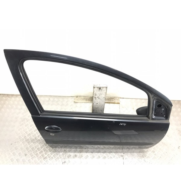 Дверь передняя правая бу для Toyota Aygo  1.0 i,  2007 г.