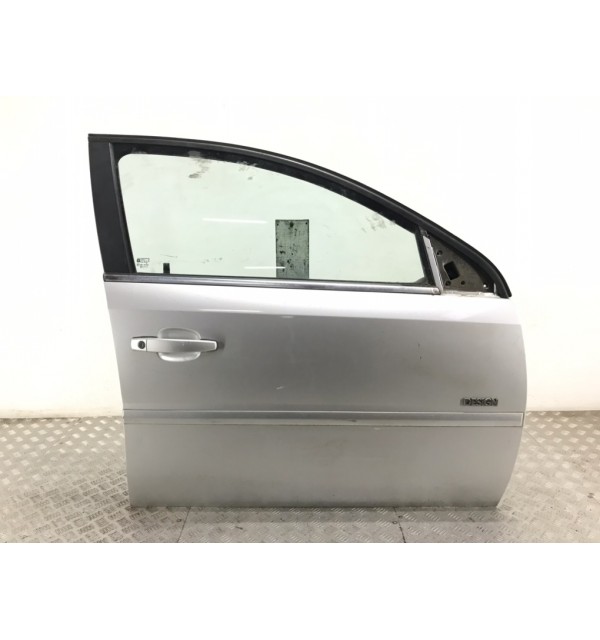 Дверь передняя правая бу для Opel Vectra C 2.2 i,  2005 г.