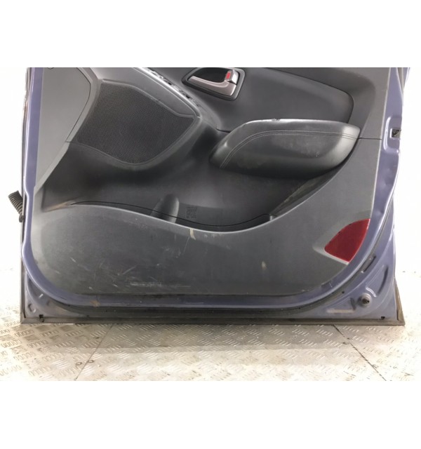 Дверь передняя правая бу для Hyundai ix35  2.0 CRDi,  2013 г.